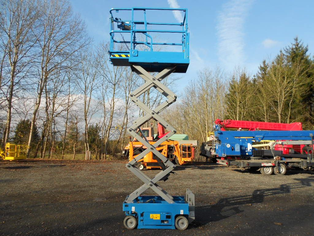 Genie GS 1330, Scherenarbeitsbühne Genie 5,9 m - Scherenbühne: das Bild 5 Genie GS 1330, Scherenarbeitsbühne Genie 5,9 m - Scherenbühne: das Bild 5