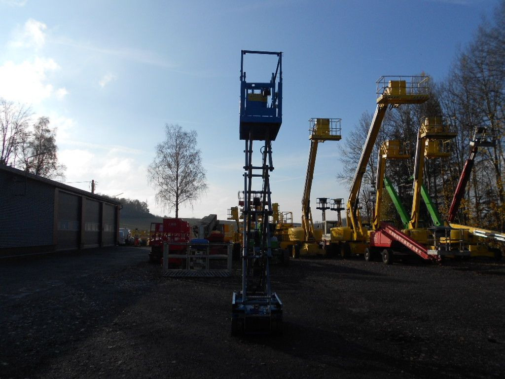 Genie GS 1330, Scherenarbeitsbühne Genie 5,9 m - Scherenbühne: das Bild 3 Genie GS 1330, Scherenarbeitsbühne Genie 5,9 m - Scherenbühne: das Bild 3