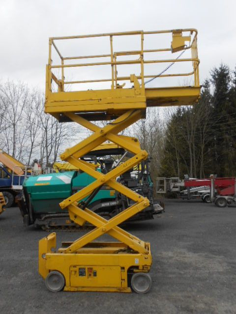 Genie GS 1530, Scherenarbeitsbühne Genie 6,6m - LKW mit Arbeitsbühne: das Bild 5 Genie GS 1530, Scherenarbeitsbühne Genie 6,6m - LKW mit Arbeitsbühne: das Bild 5