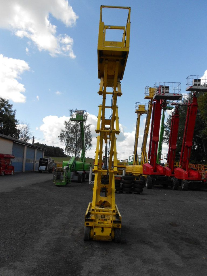 Genie GS 1930, Scherenarbeitsbühne Genie 8 m - LKW mit Arbeitsbühne: das Bild 3 Genie GS 1930, Scherenarbeitsbühne Genie 8 m - LKW mit Arbeitsbühne: das Bild 3
