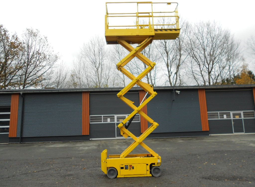 Genie GS 1932, Scherenarbeitsbühne Genie 8 m - LKW mit Arbeitsbühne: das Bild 1 Genie GS 1932, Scherenarbeitsbühne Genie 8 m - LKW mit Arbeitsbühne: das Bild 1