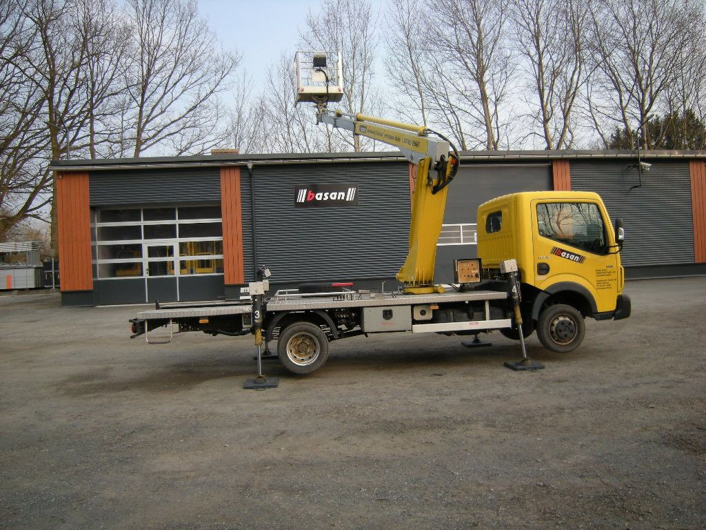 Renault Maxity mit Multitel 160 Alu DS - LKW mit Arbeitsbühne: das Bild 2 Renault Maxity mit Multitel 160 Alu DS - LKW mit Arbeitsbühne: das Bild 2