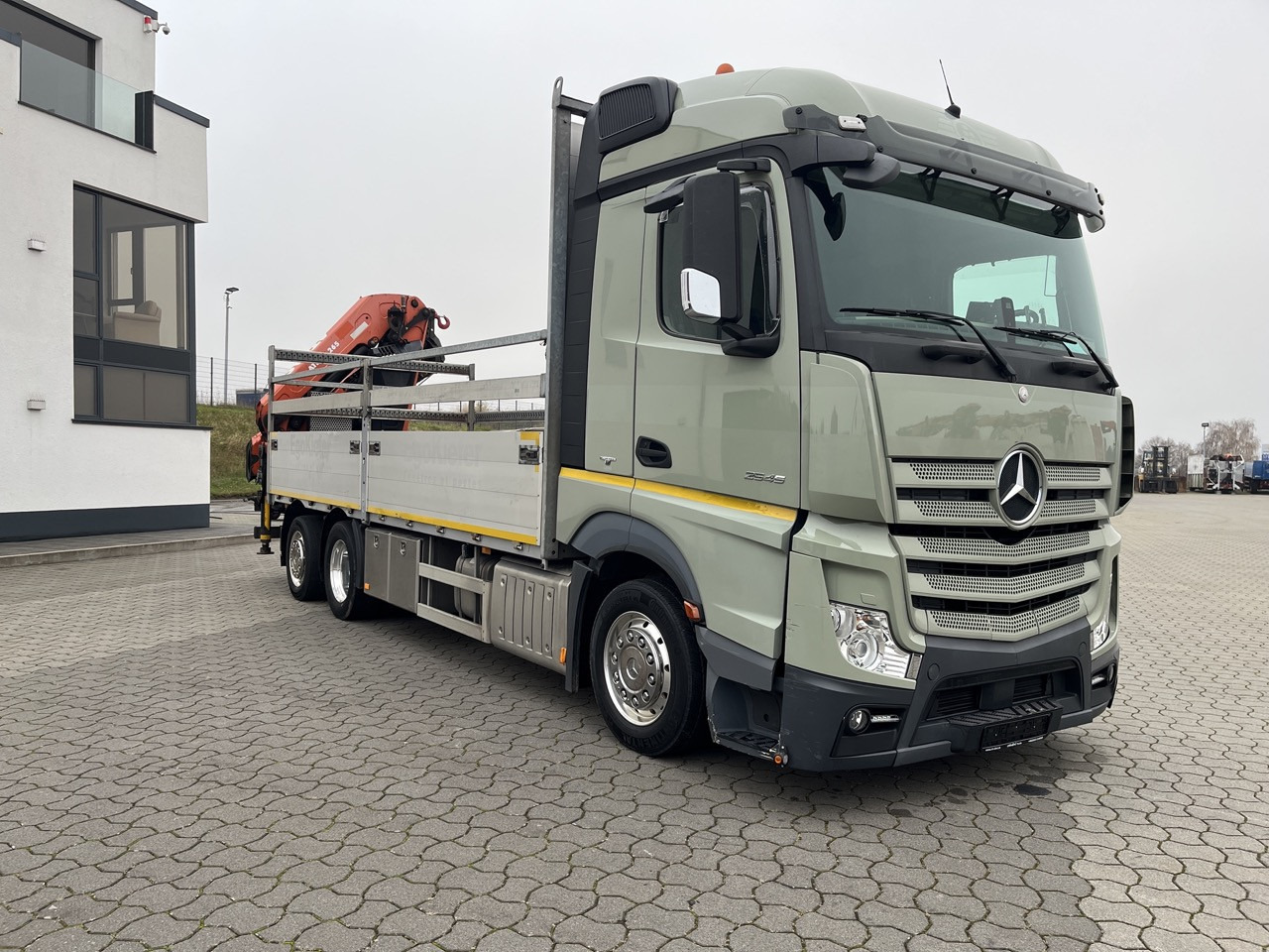 Mercedes-Benz Actros 2545 6x2 EFFER Atlas 265-A6 Lenk- Liftachse - Pritsche LKW, Autokran: das Bild 2 Mercedes-Benz Actros 2545 6x2 EFFER Atlas 265-A6 Lenk- Liftachse - Pritsche LKW, Autokran: das Bild 2