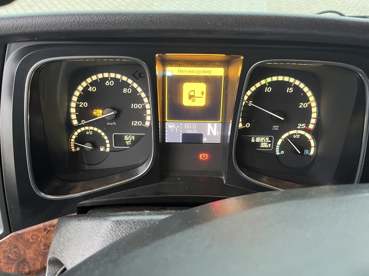 Mercedes-Benz Actros 2545 6x2 Effer - Atlas 265-A6 Lenk- Liftachse - Pritsche LKW, Autokran: das Bild 2 Mercedes-Benz Actros 2545 6x2 Effer - Atlas 265-A6 Lenk- Liftachse - Pritsche LKW, Autokran: das Bild 2