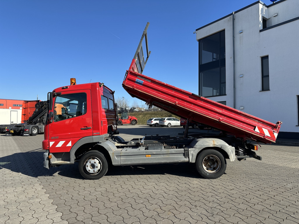 Mercedes-Benz Atego 822 4x2 Meiller Dreiseitenkipper AHK - Kipper: das Bild 2 Mercedes-Benz Atego 822 4x2 Meiller Dreiseitenkipper AHK - Kipper: das Bild 2