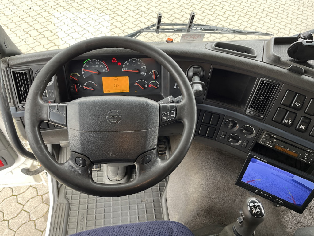 Volvo FM 440 8x4 Palfinger PK 44002 Wechselsystem - Pritsche LKW, Autokran: das Bild 2 Volvo FM 440 8x4 Palfinger PK 44002 Wechselsystem - Pritsche LKW, Autokran: das Bild 2