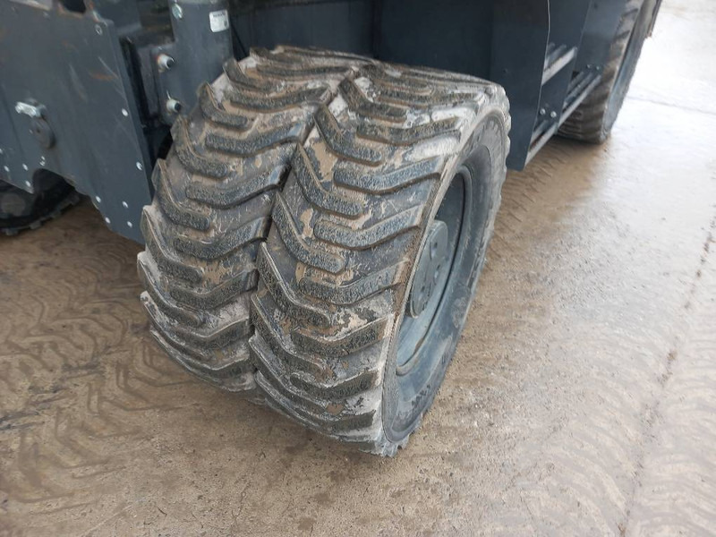 Komatsu PW160-11E0 - Mobilbagger: das Bild 5 Komatsu PW160-11E0 - Mobilbagger: das Bild 5