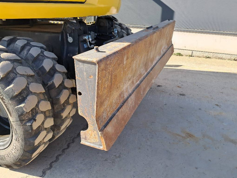Komatsu PW98MR-11E0 - Mobilbagger: das Bild 4 Komatsu PW98MR-11E0 - Mobilbagger: das Bild 4