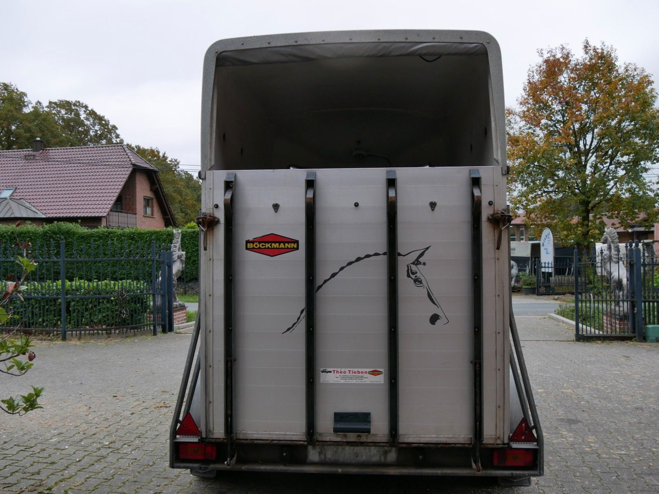 Böckmann Alu 2 Pferde mit Sattelkammer - Tiertransporter Anhänger: das Bild 4 Böckmann Alu 2 Pferde mit Sattelkammer - Tiertransporter Anhänger: das Bild 4