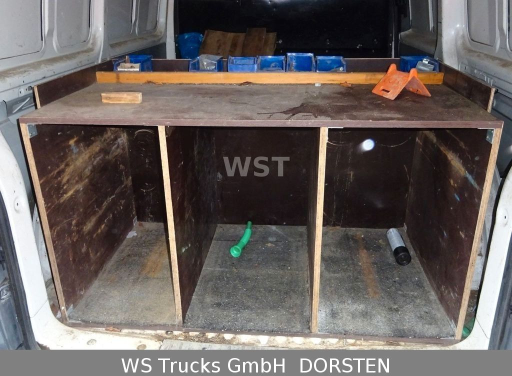Volkswagen T5 Transporter Kasten-Kombi Kasten - PKW: das Bild 3 Volkswagen T5 Transporter Kasten-Kombi Kasten - PKW: das Bild 3