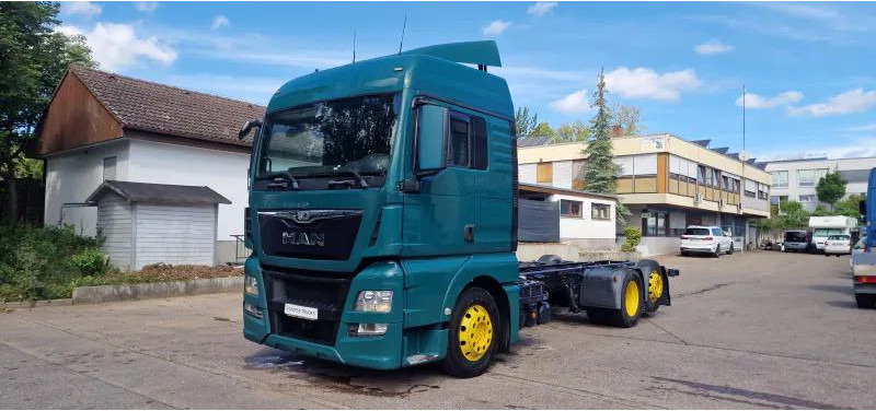 MAN TGX 26.440 FLL 6x2 Fahrgestell Intarder E6 - Fahrgestell LKW: das Bild 1 MAN TGX 26.440 FLL 6x2 Fahrgestell Intarder E6 - Fahrgestell LKW: das Bild 1
