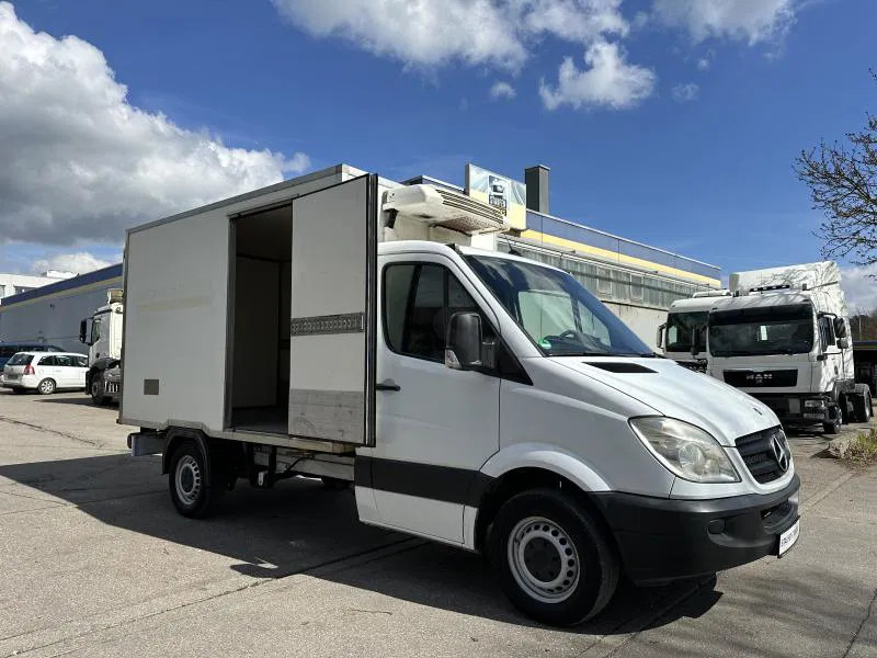 Mercedes-Benz Sprinter 315 CDI Kühlfahrzeug TK V 300 D+E Seitentüre - Kühltransporter: das Bild 2 Mercedes-Benz Sprinter 315 CDI Kühlfahrzeug TK V 300 D+E Seitentüre - Kühltransporter: das Bild 2