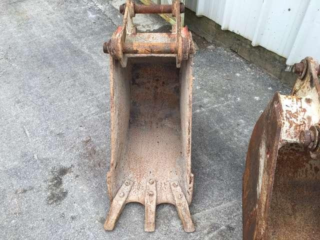 CATERPILLAR 450mm - Tractopelle - Baggerschaufel: das Bild 2 CATERPILLAR 450mm - Tractopelle - Baggerschaufel: das Bild 2