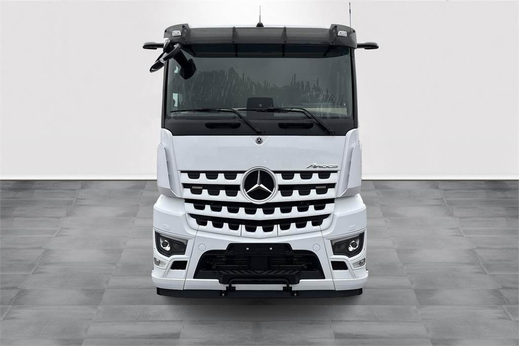Mercedes-Benz AROCS 3253L Nosturi+koukkulaite UUSIAUTO - Autokran: das Bild 2 Mercedes-Benz AROCS 3253L Nosturi+koukkulaite UUSIAUTO - Autokran: das Bild 2