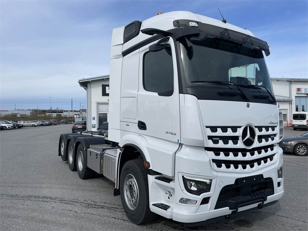Mercedes-Benz Arocs 5 3753 L/NLA 8x4 - Abrollkipper: das Bild 2 Mercedes-Benz Arocs 5 3753 L/NLA 8x4 - Abrollkipper: das Bild 2