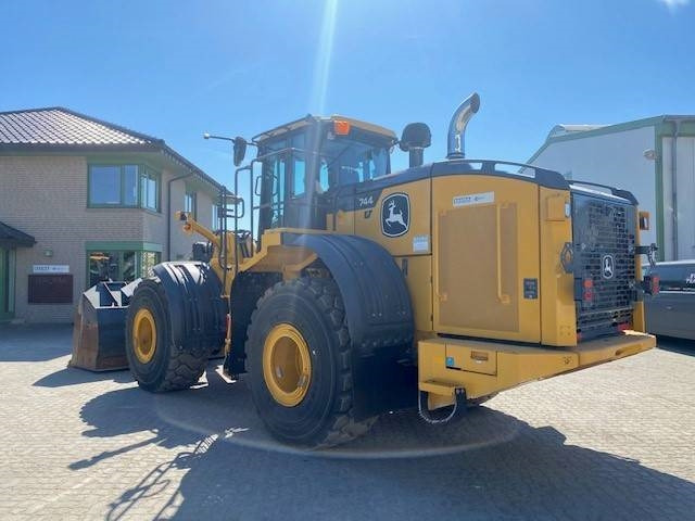 John Deere 744 P MIETE / RENTAL (12002124) - Radlader: das Bild 3 John Deere 744 P MIETE / RENTAL (12002124) - Radlader: das Bild 3