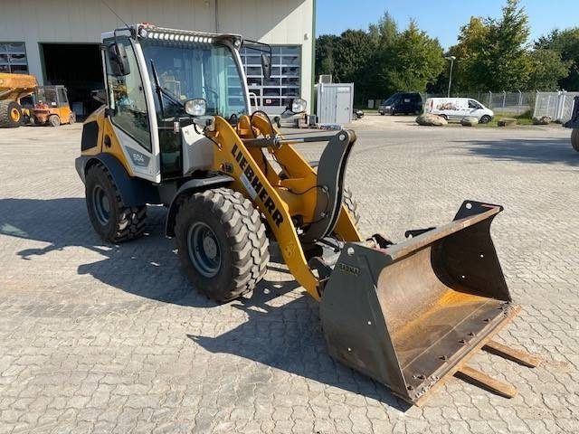 Radlader Liebherr L 504 C MIETE / RENTAL (12001791): das Bild 6