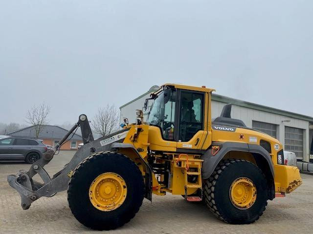 Volvo L 120 H MIETE / RENTAL (12000892) - Radlader: das Bild 2 Volvo L 120 H MIETE / RENTAL (12000892) - Radlader: das Bild 2
