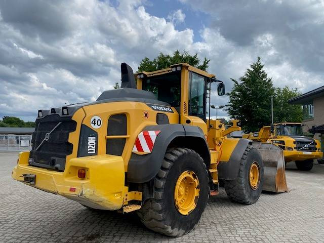 Volvo L 120 H MIETE / RENTAL (12001931) - Radlader: das Bild 4 Volvo L 120 H MIETE / RENTAL (12001931) - Radlader: das Bild 4