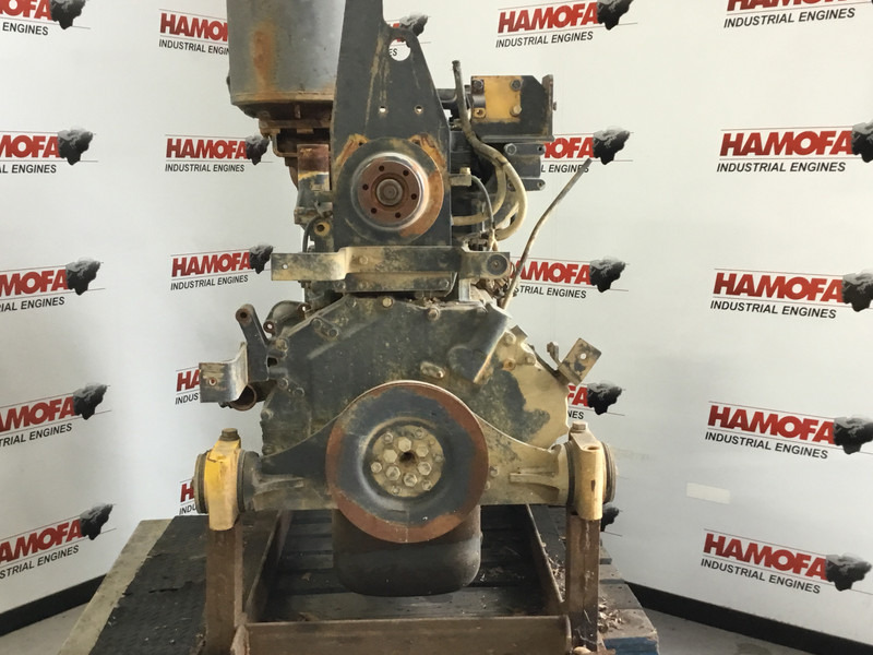 Komatsu S6D125E-2 FOR PARTS - Baumaschine: das Bild 4 Komatsu S6D125E-2 FOR PARTS - Baumaschine: das Bild 4