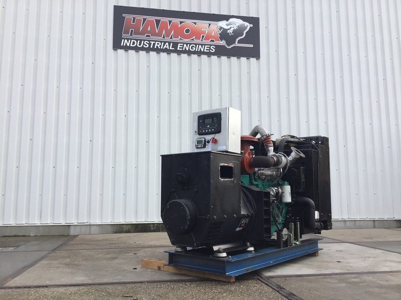 Cummins QSB4.5 GENERATOR 120 KVA USED - Stromgenerator: das Bild 4 Cummins QSB4.5 GENERATOR 120 KVA USED - Stromgenerator: das Bild 4