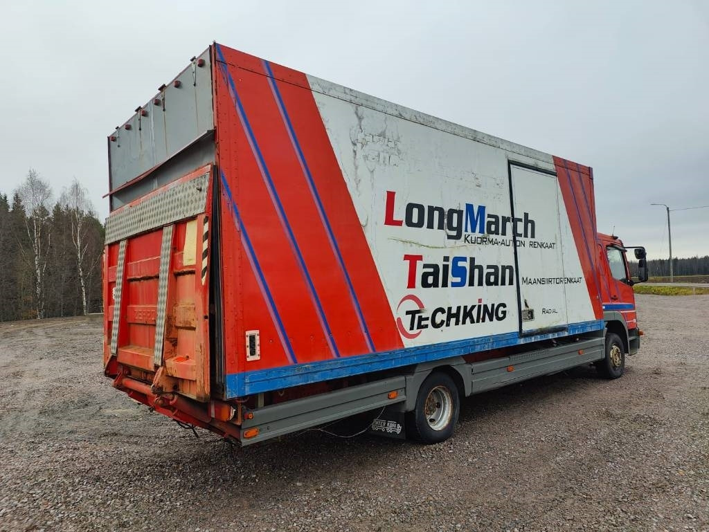 Mercedes-Benz Atego 1023 - Koffer LKW: das Bild 4 Mercedes-Benz Atego 1023 - Koffer LKW: das Bild 4