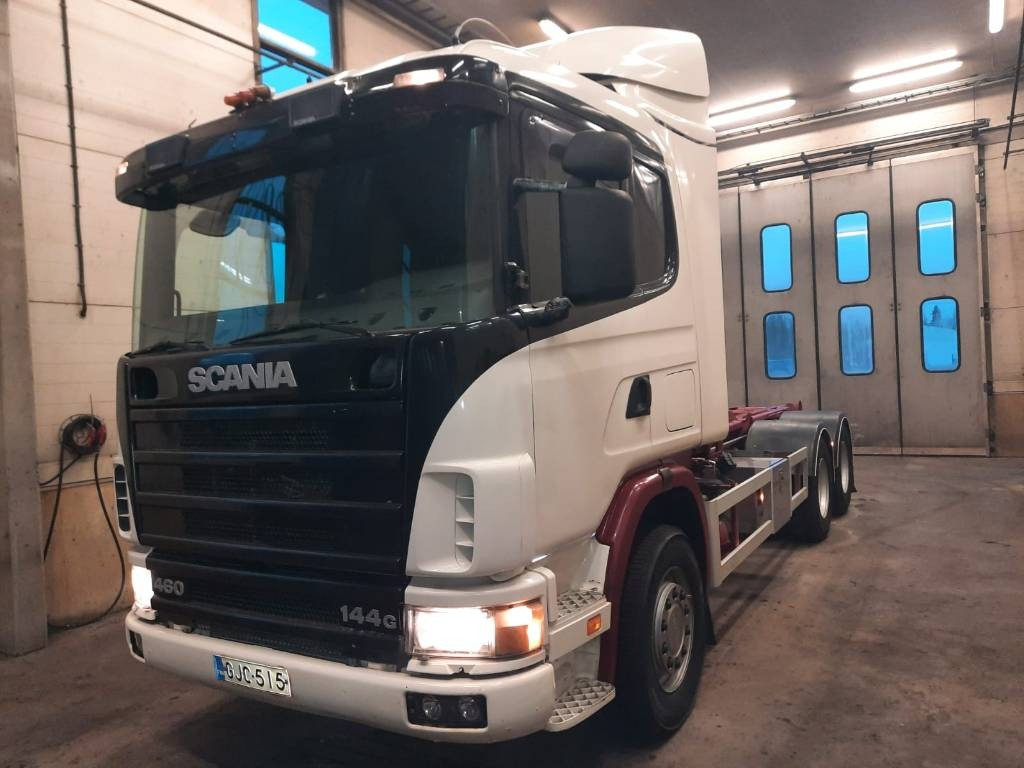 Scania R 144 - Abrollkipper: das Bild 1 Scania R 144 - Abrollkipper: das Bild 1