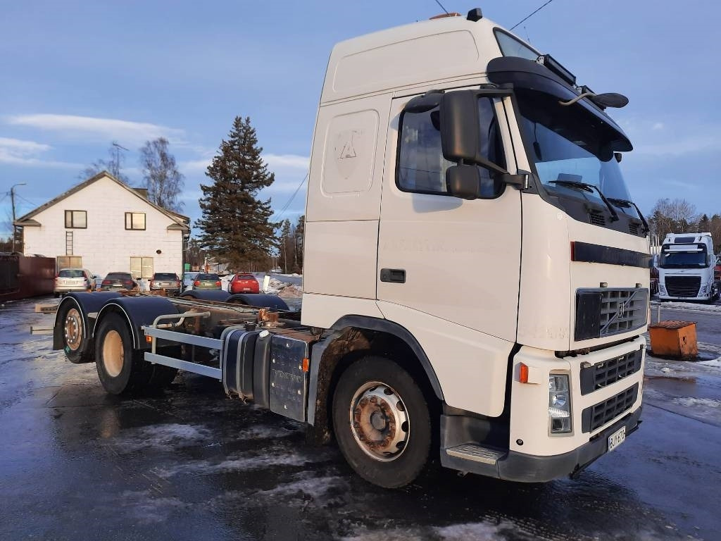Volvo FH 13 440 - Fahrgestell LKW: das Bild 2 Volvo FH 13 440 - Fahrgestell LKW: das Bild 2