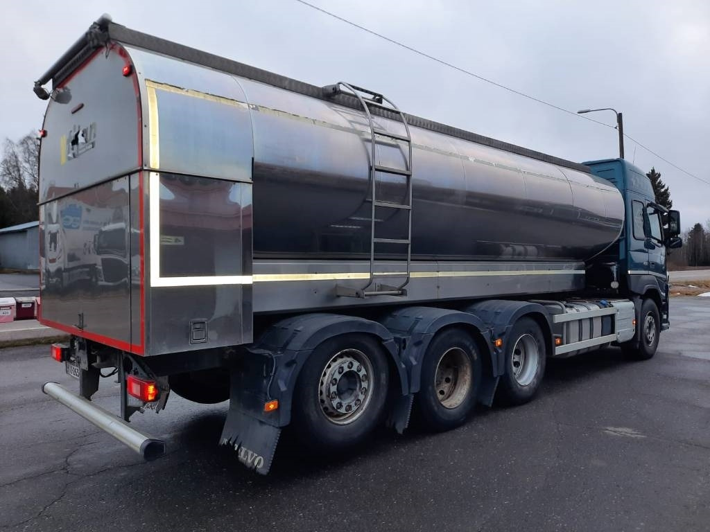 Volvo FM 13 - Tankwagen: das Bild 4 Volvo FM 13 - Tankwagen: das Bild 4