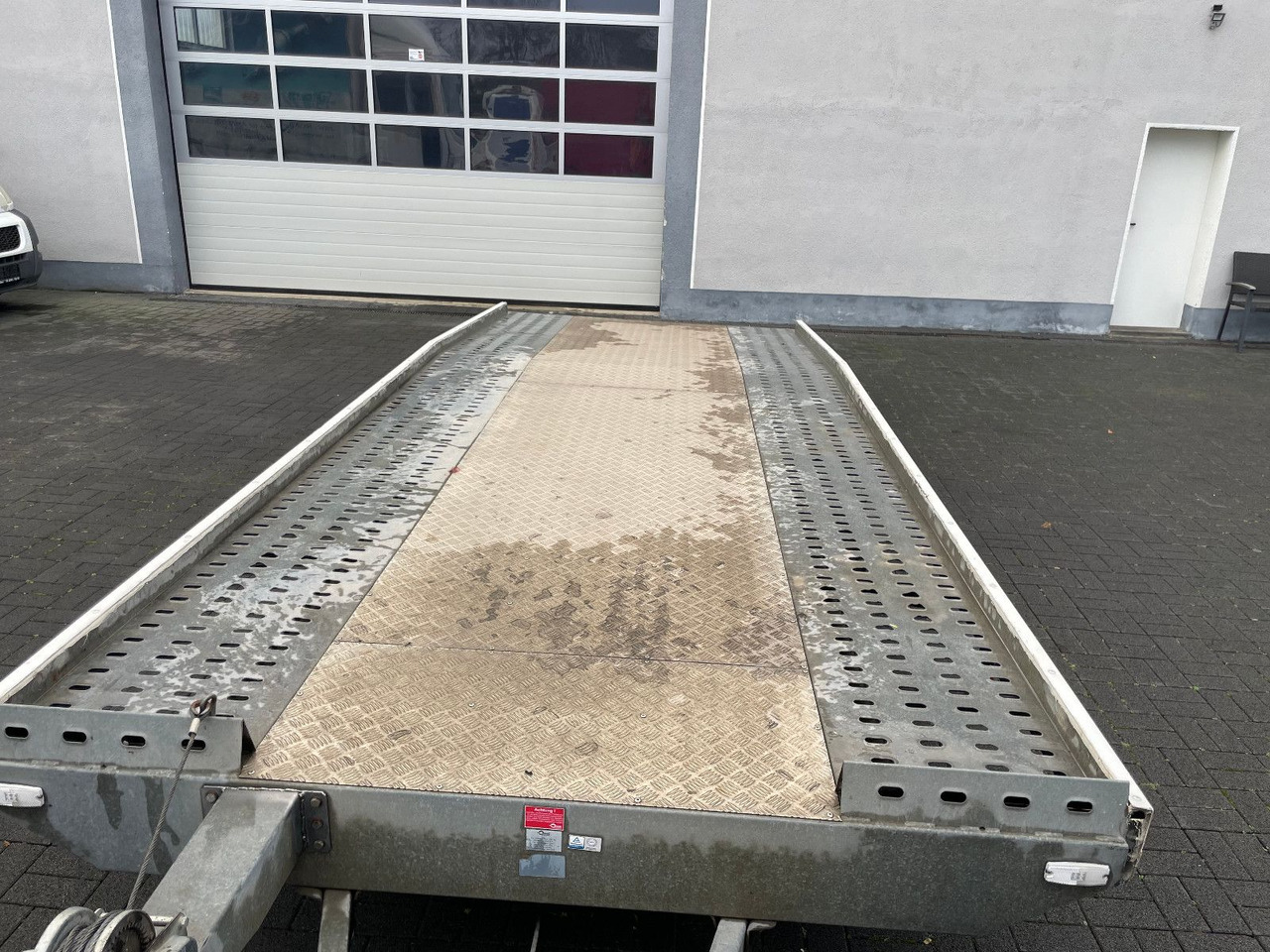 Blyss Jupiter Pro F 350, 550 X 210 cm. - Autotransporter Anhänger: das Bild 4 Blyss Jupiter Pro F 350, 550 X 210 cm. - Autotransporter Anhänger: das Bild 4