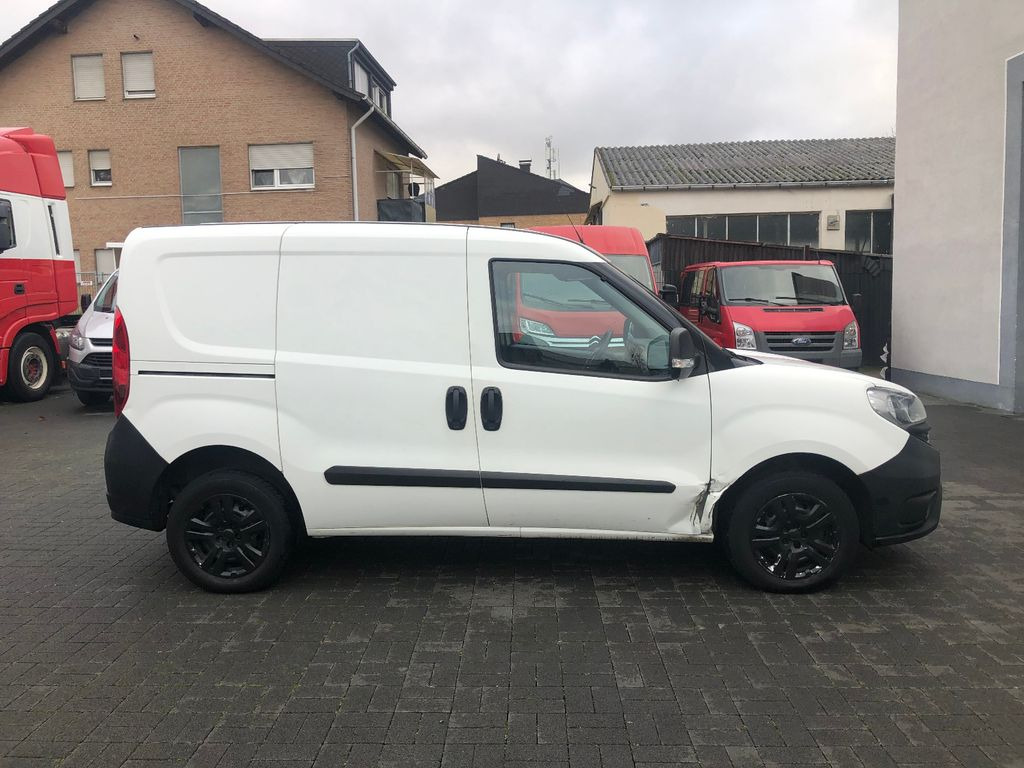 Fiat Doblò SX Kasten 1.3 JTD - Kleintransporter: das Bild 4 Fiat Doblò SX Kasten 1.3 JTD - Kleintransporter: das Bild 4
