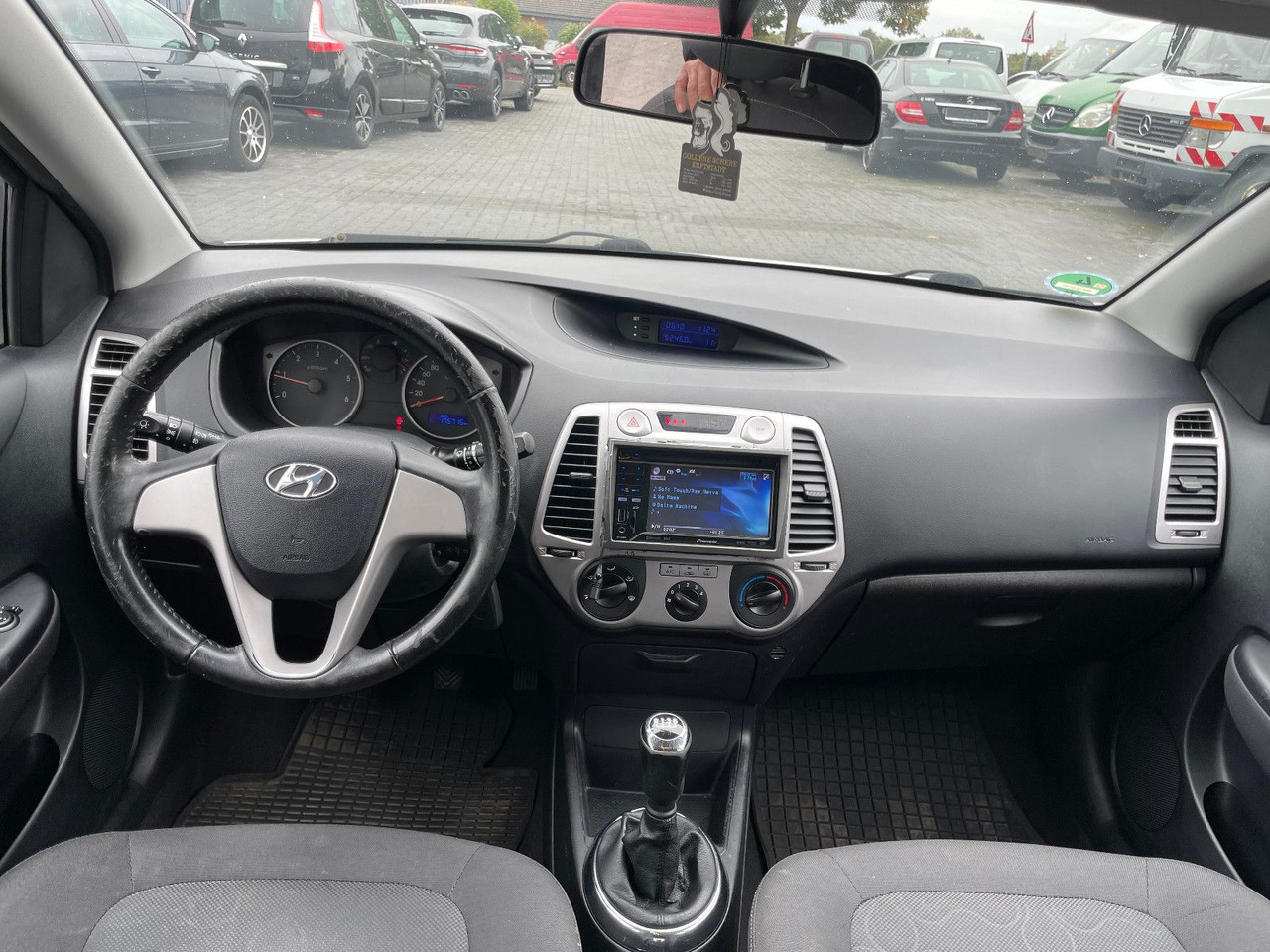 Limousine Hyundai i20 1.4 Diesel Klima: das Bild 19