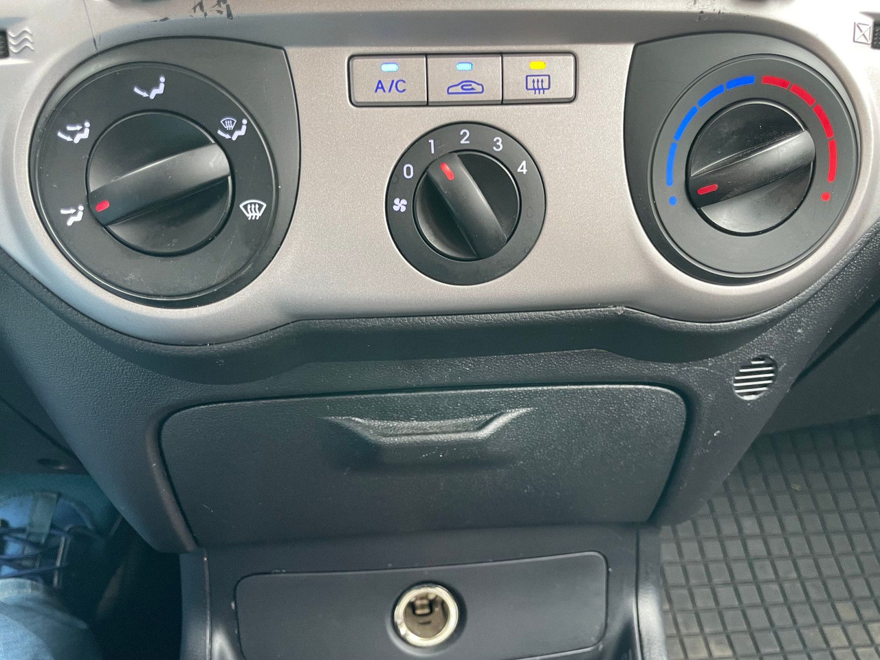 Limousine Hyundai i20 1.4 Diesel Klima: das Bild 24