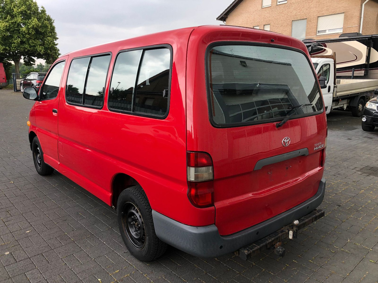 Toyota Hiace 2.7 i Benziner, 9-Sitzer, 1. Hand - Personentransporter: das Bild 4 Toyota Hiace 2.7 i Benziner, 9-Sitzer, 1. Hand - Personentransporter: das Bild 4