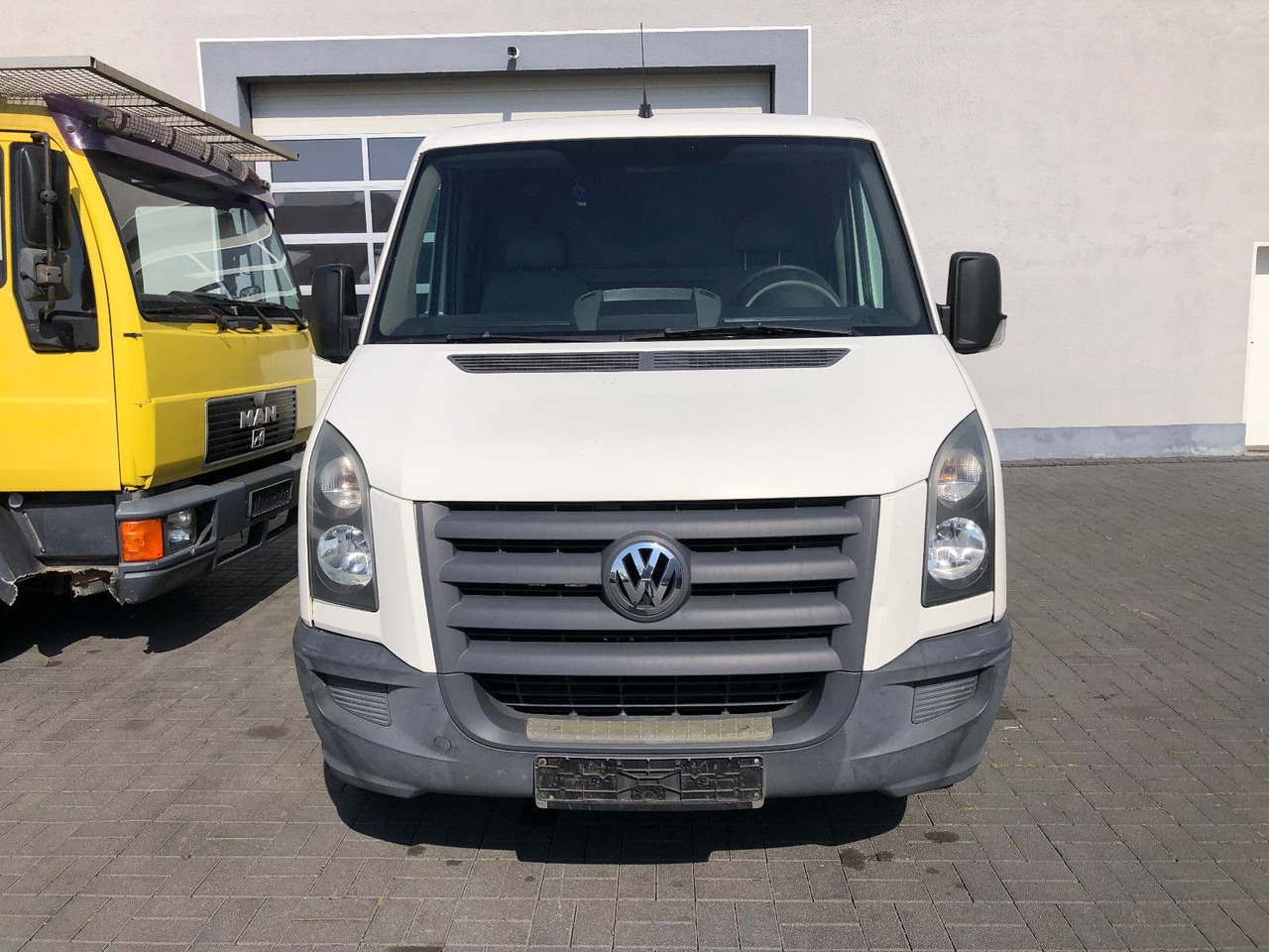 Volkswagen Crafter 2.5 TDI 30 mittel L2H1, Klima - Kleintransporter: das Bild 5 Volkswagen Crafter 2.5 TDI 30 mittel L2H1, Klima - Kleintransporter: das Bild 5