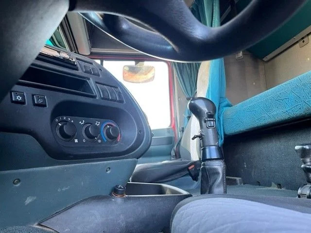 DAF 95-430XF SPACECAB 6x4 FULL STEEL WITH OPEN BODY (EURO 3 / 9.000 KG. FRONT AXLE / FULL STEEL SUSPENSION / REDUCTION AXLES / ZF16 - Leasing DAF 95-430XF SPACECAB 6x4 FULL STEEL WITH OPEN BODY (EURO 3 / 9.000 KG. FRONT AXLE / FULL STEEL SUSPENSION / REDUCTION AXLES / ZF16: das Bild 7
