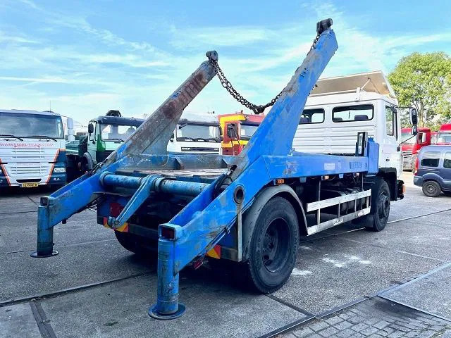 MAN F 18.232 (6 CILINDER) M90 WITH TELESCOPIC CONTAINER SYSTEM (8 GEARS MANUAL GEARBOX / EURO 1 (MECHANICAL PUMP AND INJECTORS)) - Absetzkipper: das Bild 3 MAN F 18.232 (6 CILINDER) M90 WITH TELESCOPIC CONTAINER SYSTEM (8 GEARS MANUAL GEARBOX / EURO 1 (MECHANICAL PUMP AND INJECTORS)) - Absetzkipper: das Bild 3
