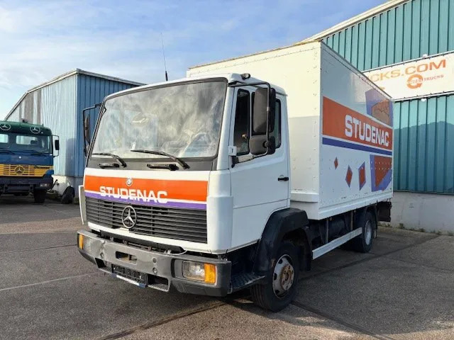 Mercedes-Benz LK 814 (6-CILINDER) FULL STEEL SUSPENSION WITH CLOSED BOX (6-CILINDER ENGINE / MANUAL GEARBOX / FULL STEEL SUSPENSION) - Koffer LKW: das Bild 1 Mercedes-Benz LK 814 (6-CILINDER) FULL STEEL SUSPENSION WITH CLOSED BOX (6-CILINDER ENGINE / MANUAL GEARBOX / FULL STEEL SUSPENSION) - Koffer LKW: das Bild 1