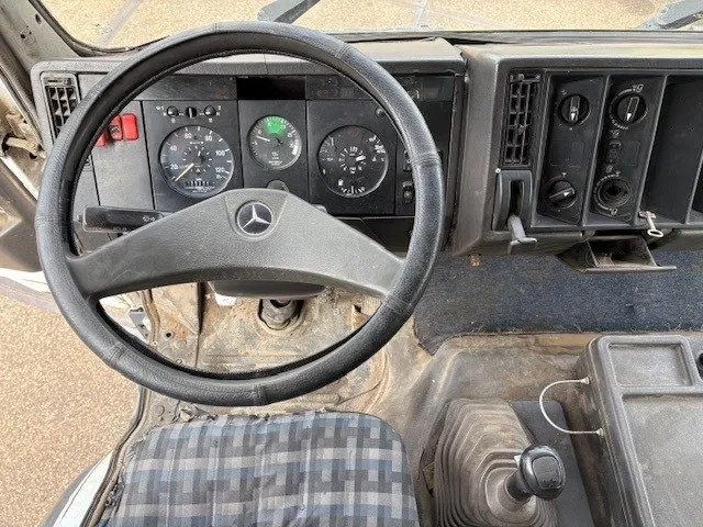 Mercedes-Benz SK 2527 6x2 HOOK-ARM SYSTEM WITH HMF CRANE (V6 ENGINE / ZF MANUAL GEARBOX / REDUCTION AXLE / STEEL SUSPENSION / P.T.O.) - Leasing Mercedes-Benz SK 2527 6x2 HOOK-ARM SYSTEM WITH HMF CRANE (V6 ENGINE / ZF MANUAL GEARBOX / REDUCTION AXLE / STEEL SUSPENSION / P.T.O.): das Bild 14