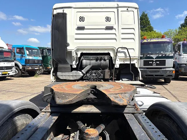Sattelzugmaschine MAN TGA 18.410 BLS XL (6-CILINDERHEADS) (ZF16 MANUAL GEARBOX / ZF-INTARDER / P.T.O.): das Bild 10