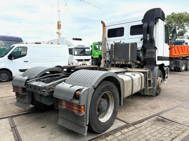 Mercedes-Benz Actros 1848 LS (MP1) 4x2 TRACTOR (EPS WITH CLUTCH / RUDUCTION AXLE / HYDRAULIC KIT / AIRCONDITIONING / ETC) - Sattelzugmaschine: das Bild 3 Mercedes-Benz Actros 1848 LS (MP1) 4x2 TRACTOR (EPS WITH CLUTCH / RUDUCTION AXLE / HYDRAULIC KIT / AIRCONDITIONING / ETC) - Sattelzugmaschine: das Bild 3