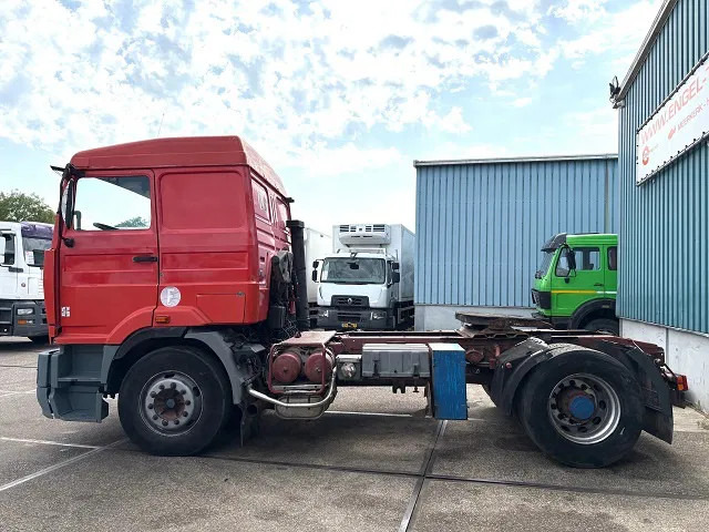 Renault G340 Manager 4x2 TRACTOR (MECHANICAL PUMP & INJECTORS / ZF MANUAL GEARBOX / REDUCTIONS AXLE) - Sattelzugmaschine: das Bild 5 Renault G340 Manager 4x2 TRACTOR (MECHANICAL PUMP & INJECTORS / ZF MANUAL GEARBOX / REDUCTIONS AXLE) - Sattelzugmaschine: das Bild 5