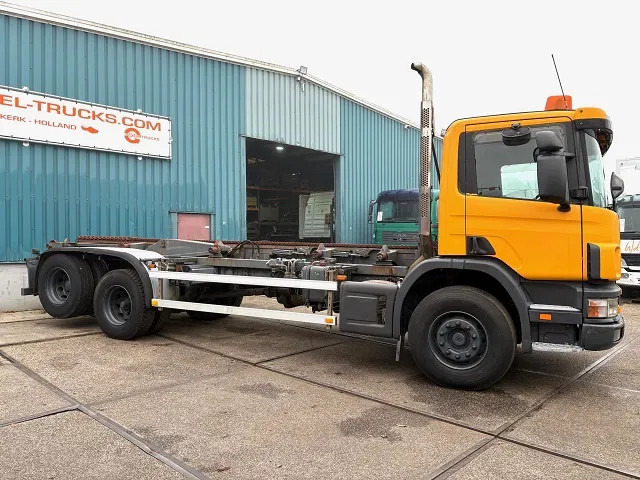 Scania P114-340 6x2 WITH MULTILIFT CONTAINERSYSTEM ONLY 80.500 KM!! ORIGINAL (10 TIRES / FULL STEEL SUSPENSION / 12 GEARS MANUAL GEARBO - Containerwagen/ Wechselfahrgestell LKW: das Bild 4 Scania P114-340 6x2 WITH MULTILIFT CONTAINERSYSTEM ONLY 80.500 KM!! ORIGINAL (10 TIRES / FULL STEEL SUSPENSION / 12 GEARS MANUAL GEARBO - Containerwagen/ Wechselfahrgestell LKW: das Bild 4
