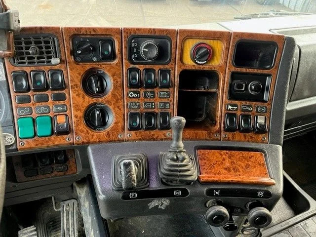 Kipper Scania R143-450 V8 STREAMLINE 6x2 FULL STEEL KIPPER (MANUAL GEARBOX / FULL STEEL SUSPENSION / 10 TIRES / ROBSON DRIVE / MECHANICAL PUMP: das Bild 9