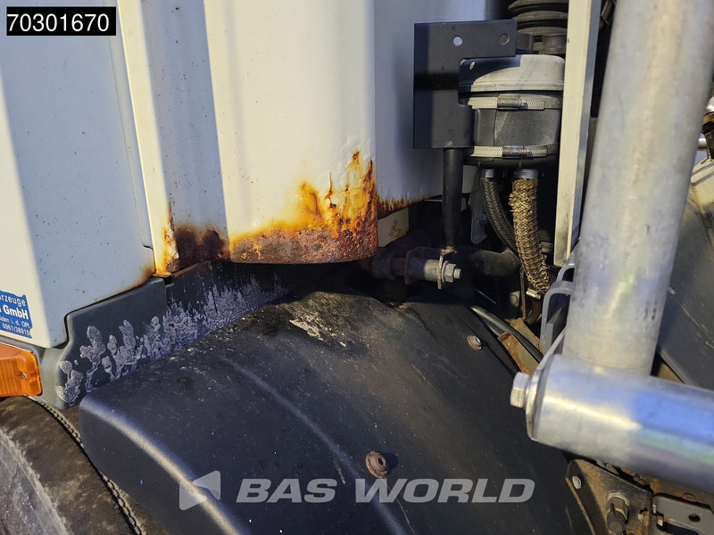 DAF CF75.310 4X2 13500 Lohr tanker 2 compartments ADR Manual Euro 3 - Tankwagen: das Bild 3 DAF CF75.310 4X2 13500 Lohr tanker 2 compartments ADR Manual Euro 3 - Tankwagen: das Bild 3