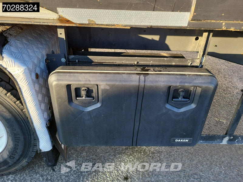 Autotransporter LKW DAF LF 180 4X2 14t NL-Truck Machine transporter Oprijwagen Hydraulic ramps Euro 6: das Bild 17