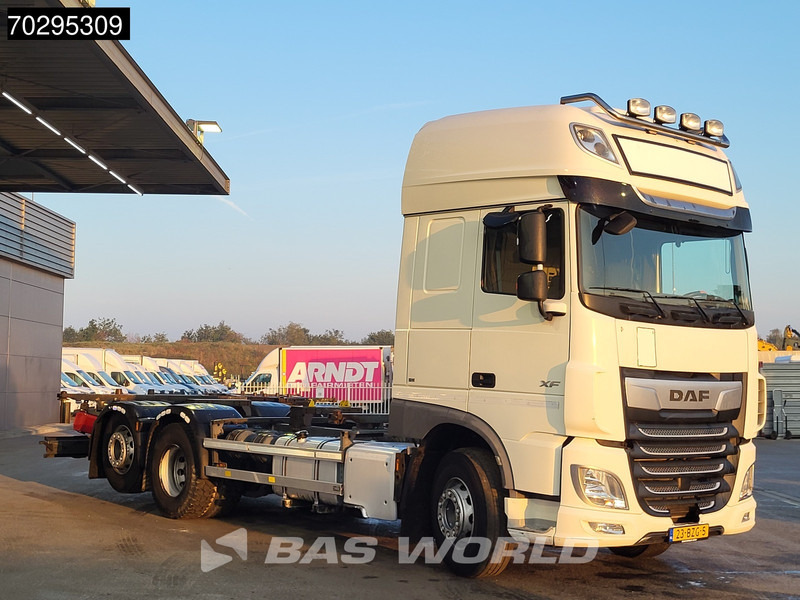DAF XF 450 XF 6X2 NL-Truck Retarder 2xTanks Lift-axle Standairco ACC Euro 6 - Containerwagen/ Wechselfahrgestell LKW: das Bild 3 DAF XF 450 XF 6X2 NL-Truck Retarder 2xTanks Lift-axle Standairco ACC Euro 6 - Containerwagen/ Wechselfahrgestell LKW: das Bild 3