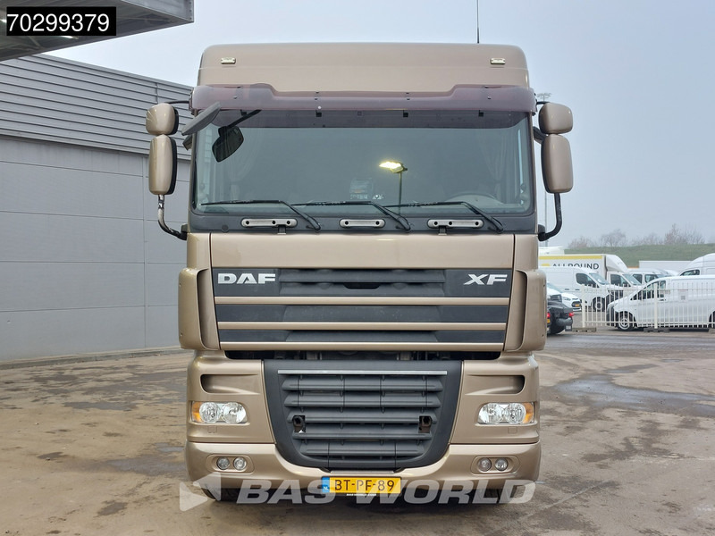 DAF XF105.410 XF 4X2 NL-Truck JK Horsetruck 6 Horses Pferdentransport Manual Euro 5 - Pferdetransporter: das Bild 5 DAF XF105.410 XF 4X2 NL-Truck JK Horsetruck 6 Horses Pferdentransport Manual Euro 5 - Pferdetransporter: das Bild 5
