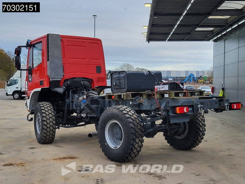 Iveco Eurocargo 150E300 4X4 NEW! 15T chassis 2012 production Euro 5 - Fahrgestell LKW: das Bild 2 Iveco Eurocargo 150E300 4X4 NEW! 15T chassis 2012 production Euro 5 - Fahrgestell LKW: das Bild 2