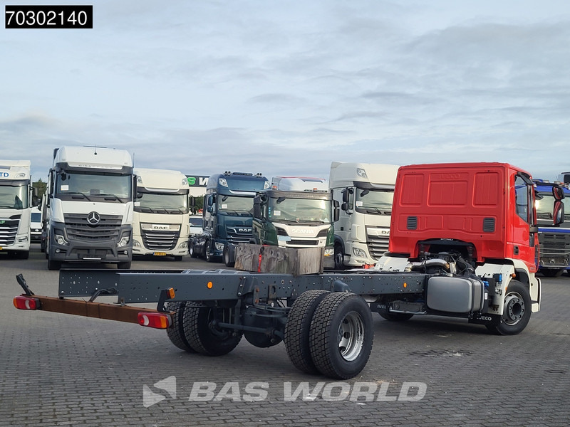 Iveco Eurocargo 160E320 4X2 NEW! 16T chassis 2016 production Euro 6 - Fahrgestell LKW: das Bild 5 Iveco Eurocargo 160E320 4X2 NEW! 16T chassis 2016 production Euro 6 - Fahrgestell LKW: das Bild 5